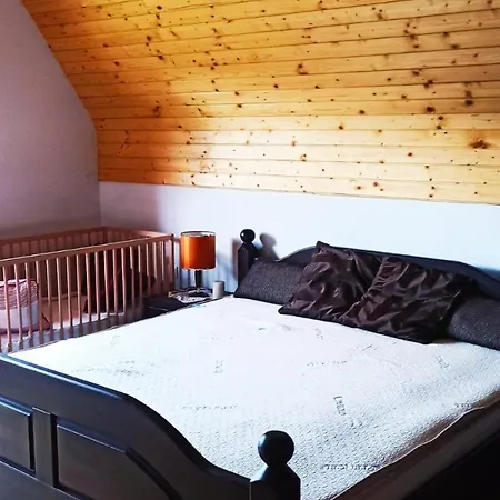 Connect 4 - Vlasic Vikendica Semesterbostad